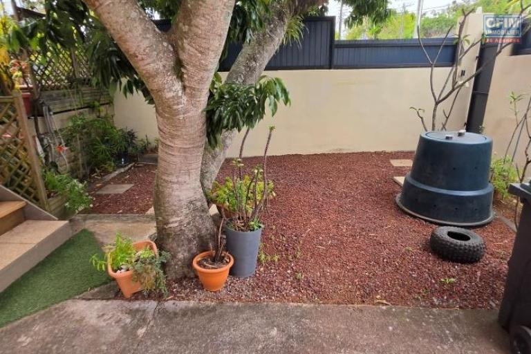 A louer ravissant F3 MEUBLE avec jardin et parking privatif