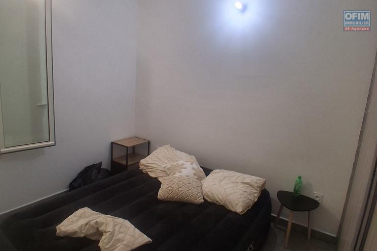 Vente Appartement SAINT PAUL – photo 7 sur 10 – Chambre