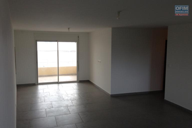 Vente Maison / Villa SAINT PIERRE – photo 3 sur 4 – Pièce de vie