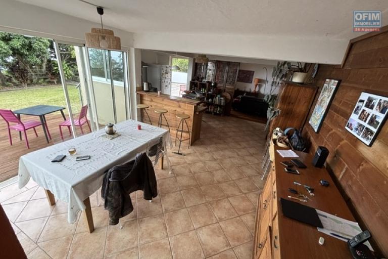 Vente Maison / Villa SAINT DENIS - LA MONTAGNE – photo 6 sur 11 – Pièce de vie