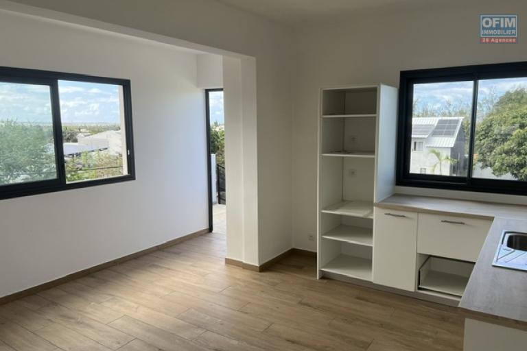 Location Appartement ETANG SALE – photo 12 sur 14 – Cuisine lumineuse