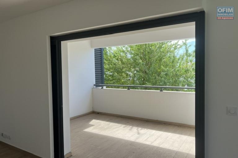 Location Appartement ETANG SALE – photo 6 sur 13 – Terrasse