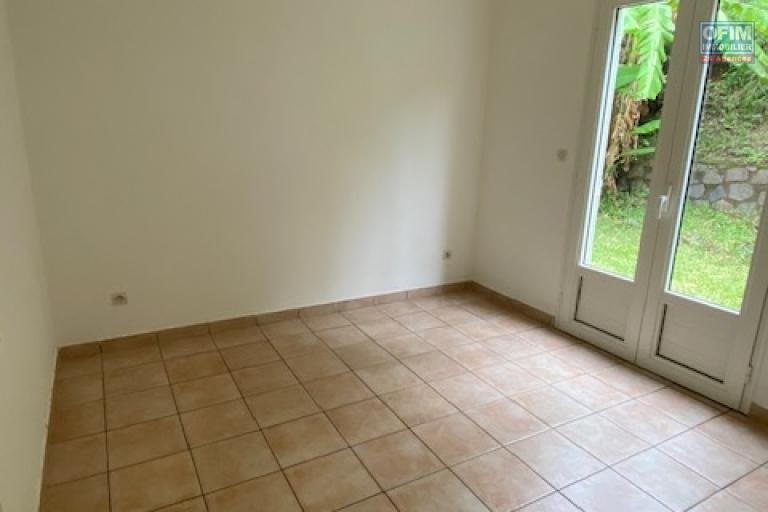 Location Maison / Villa SAINT DENIS - LA MONTAGNE – photo 6 sur 11
