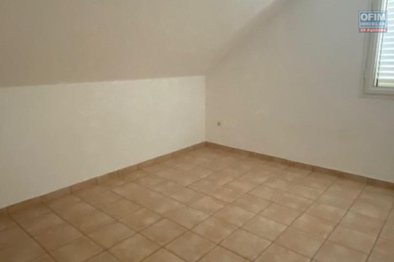 Location Maison / Villa SAINT DENIS - LA MONTAGNE – photo 9 sur 11