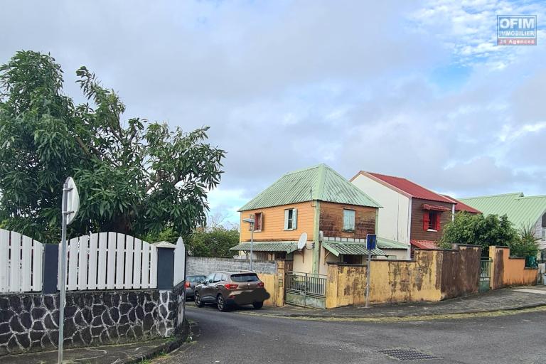 A Vendre Maison F4 de 64m2 À Bagatelle SAINTE SUZANNE, jardin clôturé
