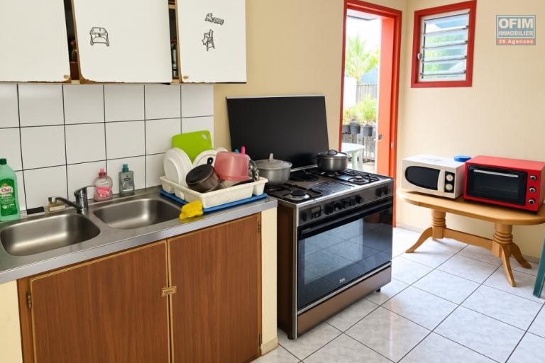 Vente Maison / Villa SAINTE SUZANNE – photo 2 sur 8 – Cuisine équipée