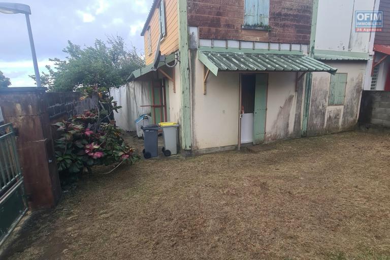 Vente Maison / Villa SAINTE SUZANNE – photo 8 sur 8 – Cour