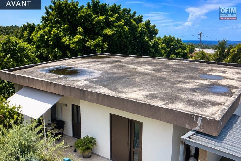 Vente Maison / Villa POSSESSION – photo 2 sur 10 – Façade