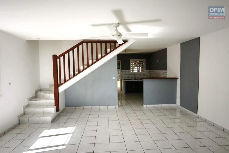 Location Maison / Villa SAINT JOSEPH – photo 6 sur 16 – Pièce de vie