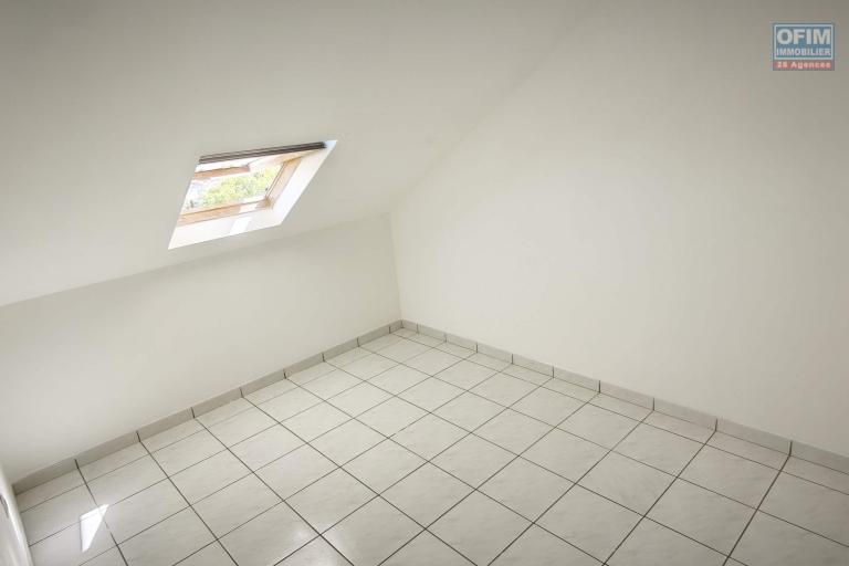 Location Maison / Villa SAINT JOSEPH – photo 14 sur 16