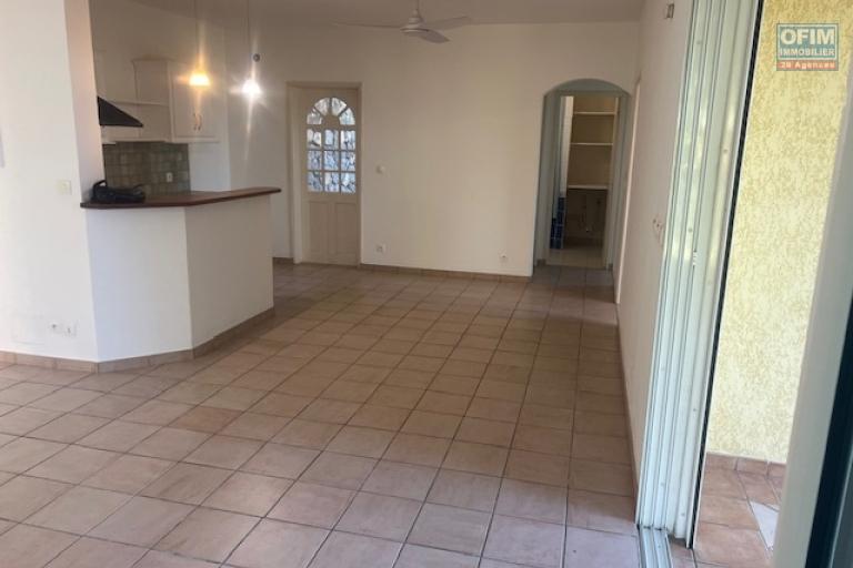 Location Appartement AVIRONS – photo 4 sur 9 – Pièce de vie