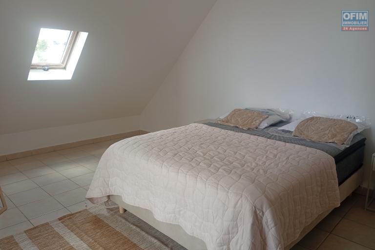 Location meublée Appartement SALINE LES BAINS – photo 2 sur 12 – Chambre