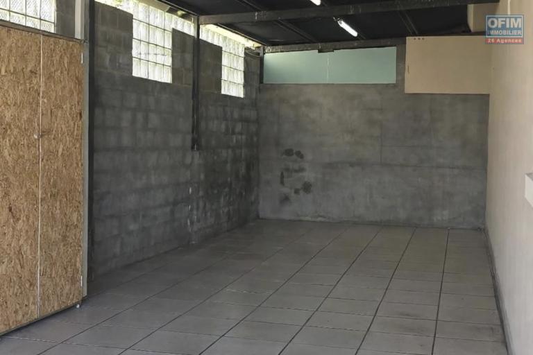 Location Maison / Villa BRAS PANON – photo 7 sur 7 – Garage