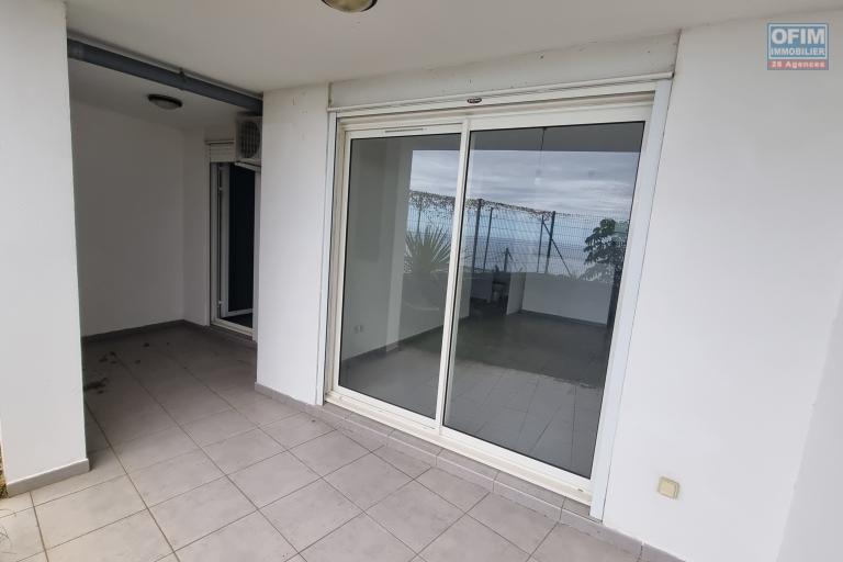 Vente Appartement SAINTE CLOTILDE – photo 8 sur 11 – Balcon