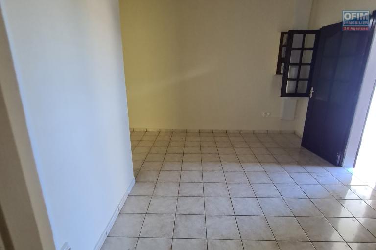 Location Maison / Villa SAINTE SUZANNE – photo 5 sur 13