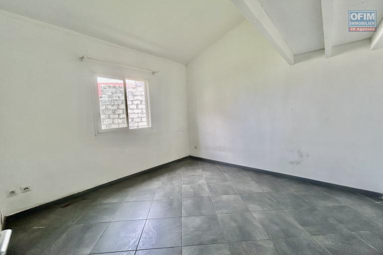 Location Maison / Villa SAINTE MARIE – photo 5 sur 6
