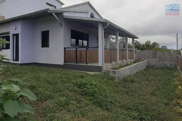 Location Maison / Villa SAINT PAUL – photo 2 sur 10 – Façade