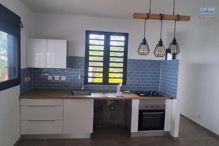 Location Maison / Villa SAINT PAUL – photo 3 sur 10 – Cuisine ouverte équipée