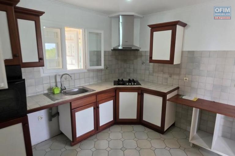 Location Maison / Villa TAMPON – photo 7 sur 14 – Cuisine