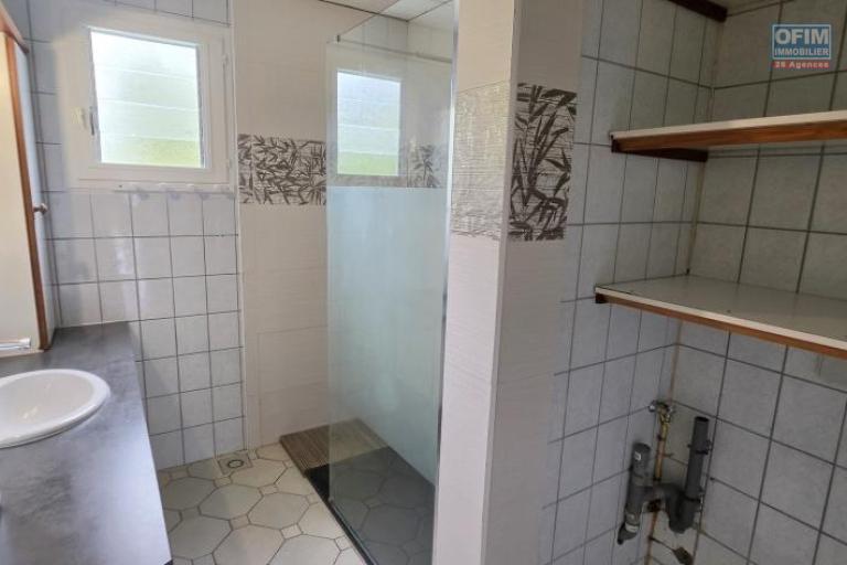 Location Maison / Villa TAMPON – photo 13 sur 14 – Salle d'eau