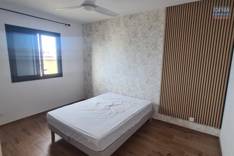 Location Maison / Villa SAINTE SUZANNE – photo 12 sur 17 – Chambre