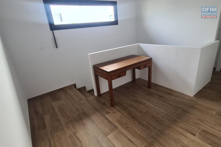Location Maison / Villa SAINTE SUZANNE – photo 14 sur 17