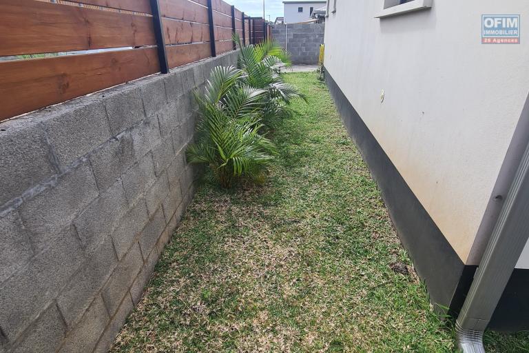 Location Maison / Villa SAINTE SUZANNE – photo 17 sur 17 – Terrain