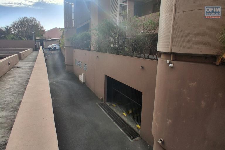 Location Appartement POSSESSION – photo 14 sur 16 – Parking