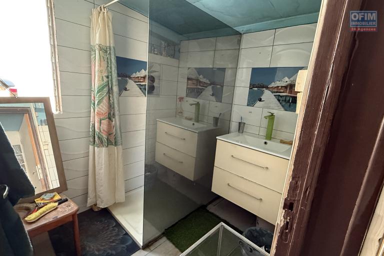 Vente Maison / Villa SAINT PIERRE – photo 18 sur 22 – Salle de bains