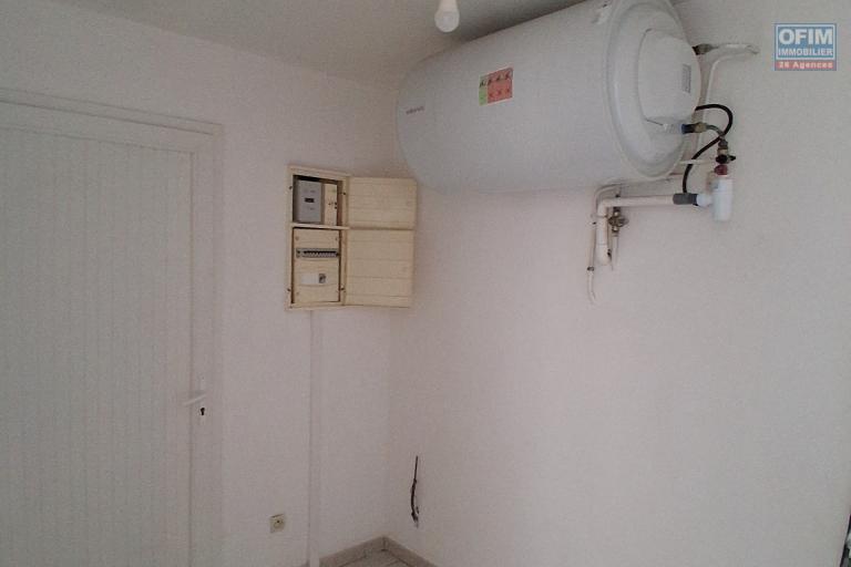 Location Maison / Villa POSSESSION – photo 12 sur 14