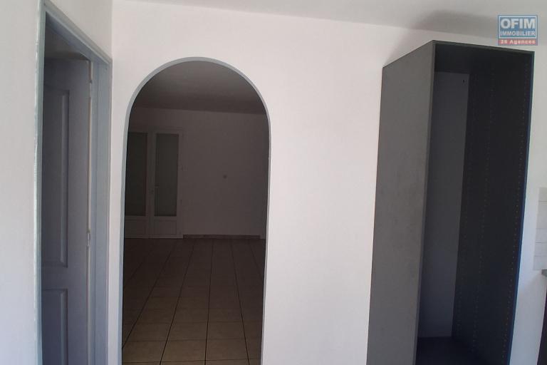 Location Maison / Villa POSSESSION – photo 13 sur 14