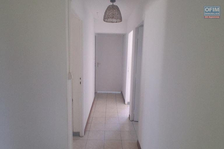 Location Maison / Villa SALINE LES HAUTS – photo 6 sur 15 – Dégagement