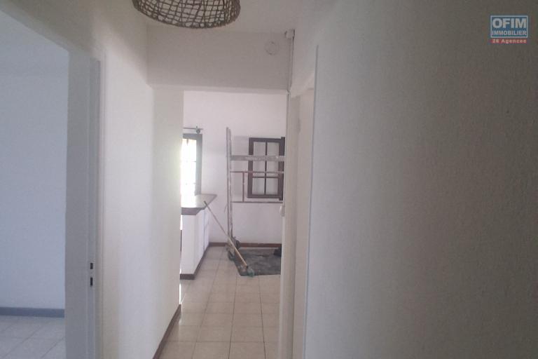 Location Maison / Villa SALINE LES HAUTS – photo 7 sur 15 – Dégagement