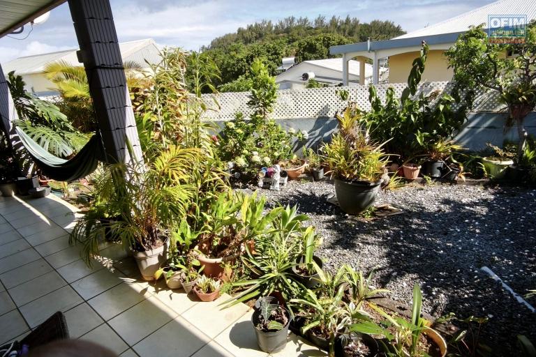 Vente Maison / Villa SAINT JOSEPH – photo 12 sur 16 – Jardin arboré