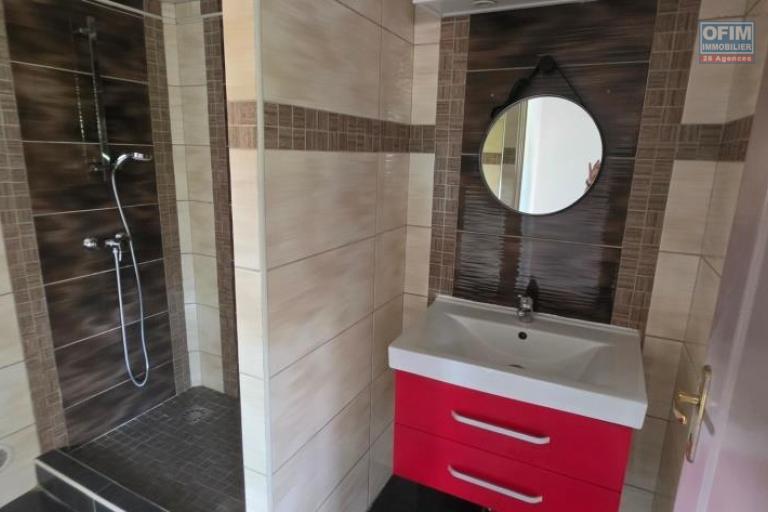 Location Maison / Villa TAMPON – photo 9 sur 14 – Salle d'eau