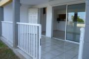 À vendre ensemble immobilier composé de trois appartements avec jardin à La Saline Les Hauts.