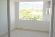 APPARTEMENT DE TYPE T2  LIBRE D’OCCUPANTS AVEC VUES MER ET MONTAGNE A SAINTE-MARIE - IDEAL 1° ACHAT