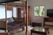 A VENDRE VILLA F5 DE 144 M2 HABITABLE AVEC VUE MER AUX AVIRONS