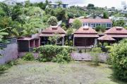 Maison plus bungalows sur 1800M2de terrain constructible