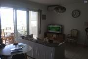 A VENDRE APPARTEMENT F3 DE 83 M2 AVEC VUE MER A ST GILLES LES BAINS