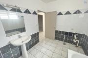 A louer villa type F3 - Bail Commercial ou Professionnel - Moufia - Sainte Clotilde