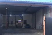 GRAND HANGAR, LOCAL COMMERCIAL EN LOCATION 300 M2