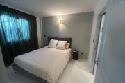A vendre un appartement F2 avec jardin sans vis a vis  à Mont Roquefeuil St Gilles