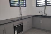  A louer appartement de type 3 de 82,68m2 avec varangue en rez de jardin sur La Saline les Hauts