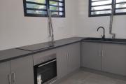  A louer appartement de type 3 de 82,68m2 avec varangue en rez de jardin sur La Saline les Hauts