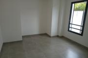 A LOUER APPARTEMENT F3 DE 70 M2 HABITABLE EN REZ DE JARDIN A LA SALINE LES HAUTS