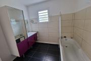 A VENDRE CHARMANTE VILLA F4 SAINT-LEU/LE PLATEAU