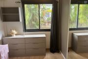 A louer appartement meublé avec jardin, parking, piscine, salle de sport et hammam, à Saint Denis - résidence Clos des Z'évis