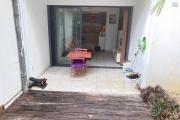A louer appartement meublé avec jardin, parking, piscine, salle de sport et hammam, à Saint Denis - résidence Clos des Z'évis
