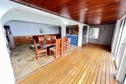 A louer grande villa F5 avec piscine, vue panoramique, jardin, parking pour 4 voitures à Bellepierre, proche CHU